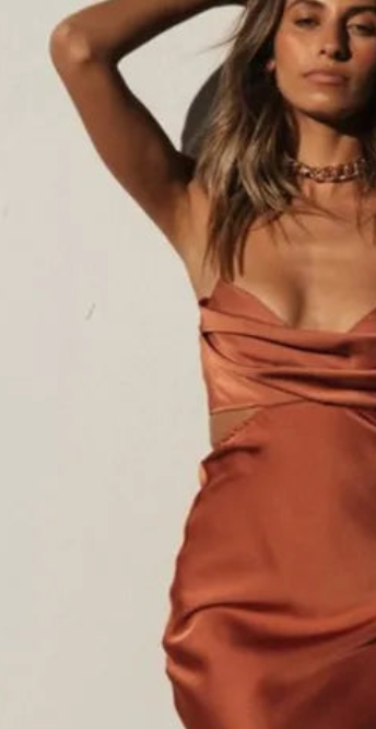 Vestido Midi Lumina de Cetim - Dress11