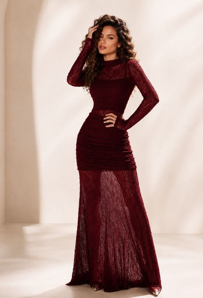 Conjunto Blusa e Saia Tule Cherry da Dress Eleven com blusa em tule, saia longa fluida e modelagem sofisticada. Elegância versátil para ocasiões 