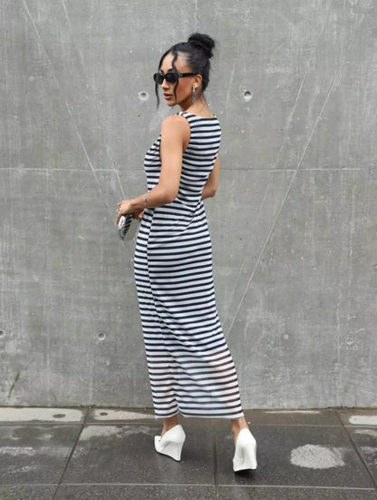 Vestido Helena Midi em Tule Listrado