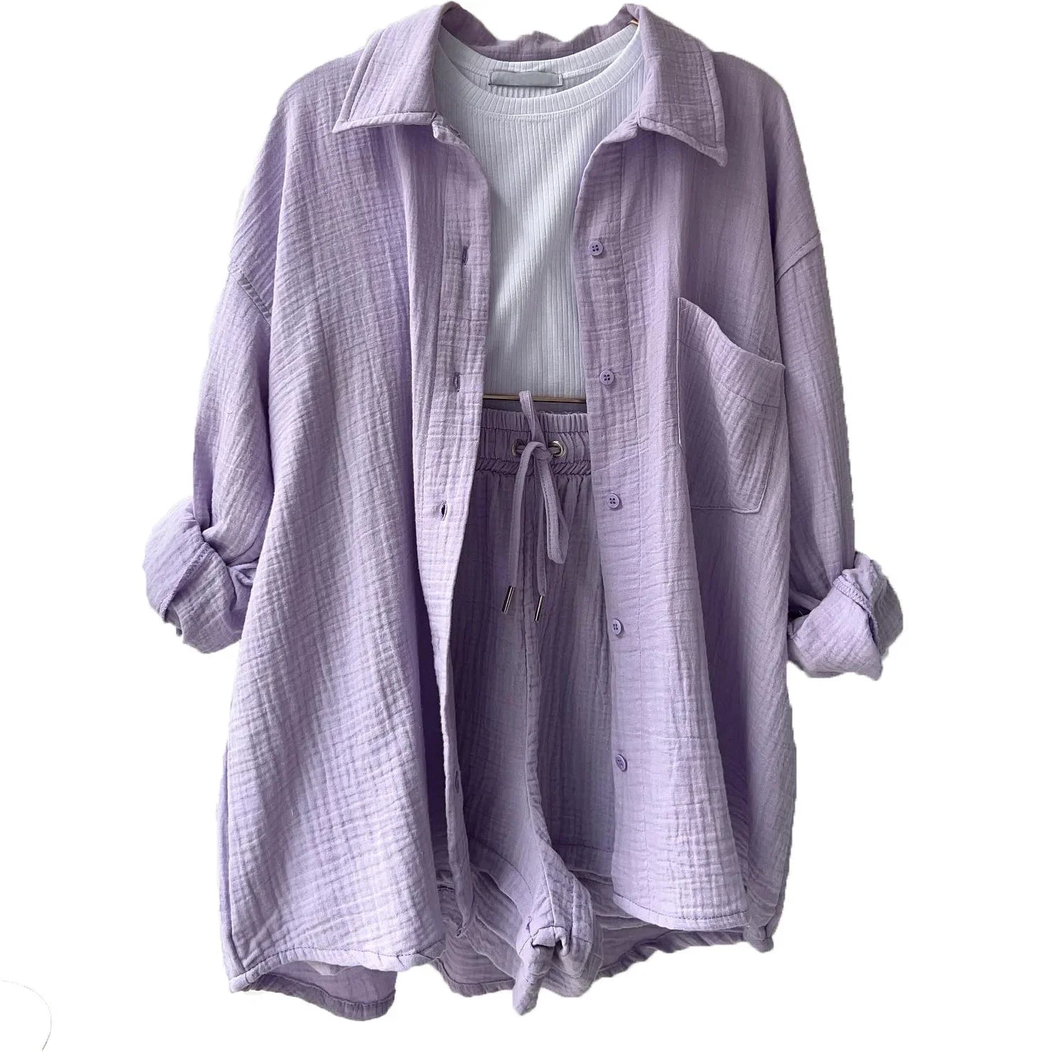 Conjunto lavanda feminino com caimento fluido, ideal para looks delicados e estilosos.