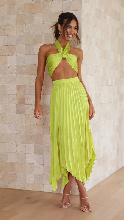 Conjunto plissado Selênia amarelo neon moderno com top torcido e saia midi plissada