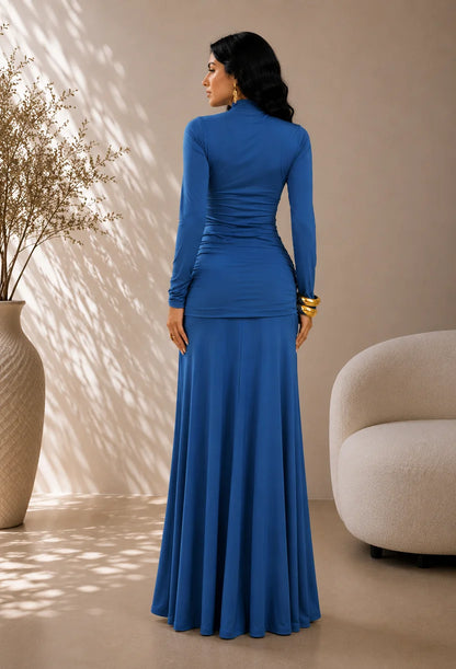Vestido longo Agata azul da Dress Eleven, vista das costas.
