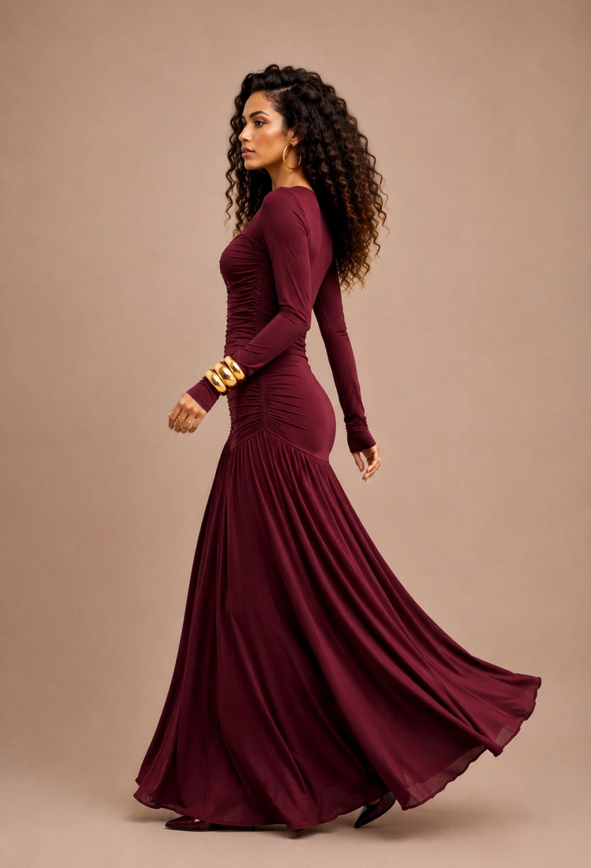 Vestido longo Aura da Dress Eleven em marsala, detalhe da manga longa.
