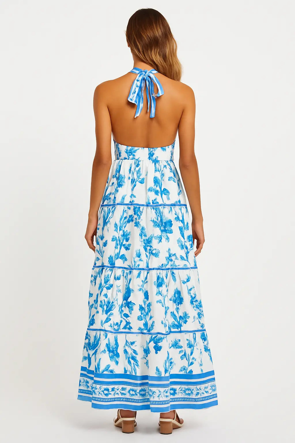 Vestido longo estampado, vista traseira, costas abertas com amarração no pescoço