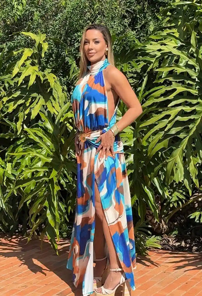 Vestido longo em malha fluit estampada com saia evasê