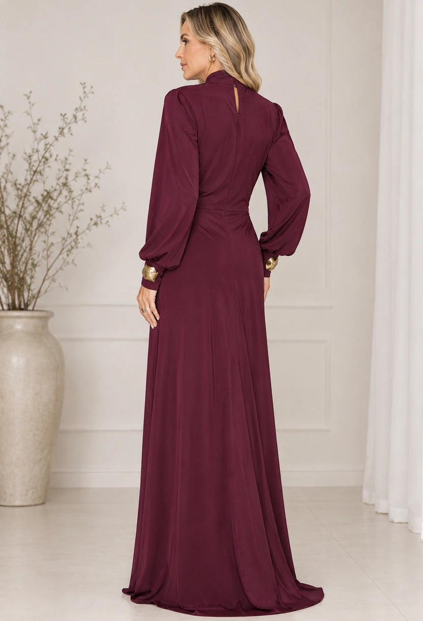 Vestido longo Hera Dress Eleven, vista lateral mostrando caimento fluido da malha fluit.
