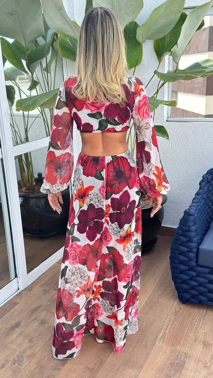 Vestido longo Jasmine Dress Eleven, vista das costas mostrando o recorte vazado na cintura