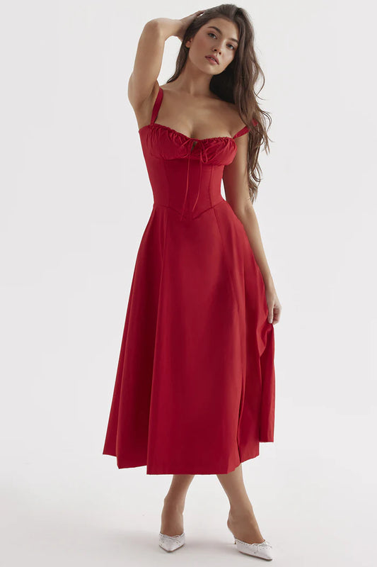 Vestido Valentina midi vermelho com busto drapeado, cintura marcada e caimento sofisticado para ocasiões elegantes